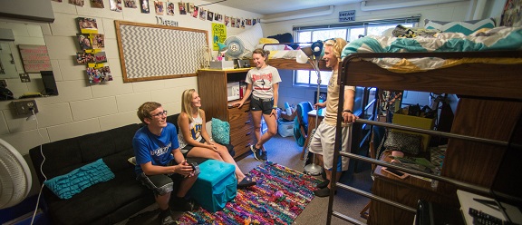 20160901_MoveIn_ResidenceHalls_082-homepage.jpg
